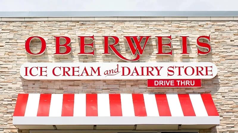 View of Oberweis Ice Cream and Dairy Store in Downers Grove, IL