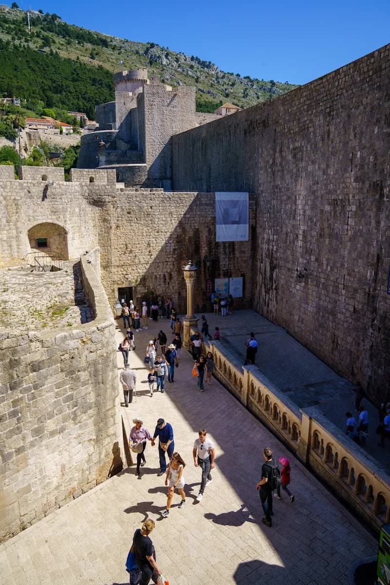 View of Onofrio's Large Fountain in Dubrovnik, DN