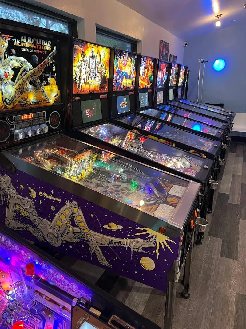 Oviedo Bowling Center bowling alley in Oviedo, FL