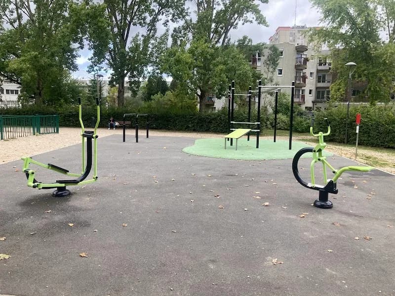 Parc Crema park in Melun, IDF