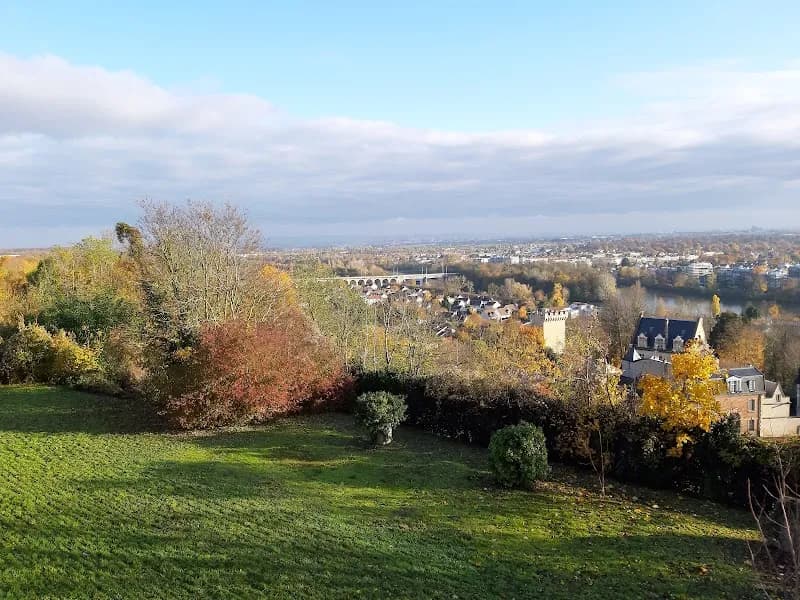 View of Parc de Léchelle in Saint-Germain-en-Laye, IDF
