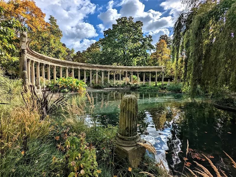 Parc Monceau park in Paris, IDF
