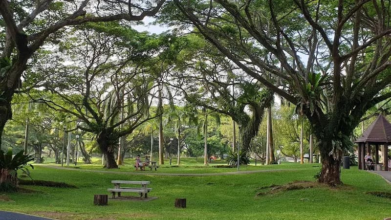 View of Pasir Ris Park in Pasir Ris, SG