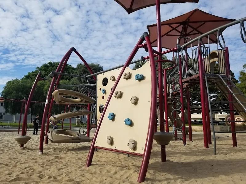 View of Perry Park in Redondo Beach, CA