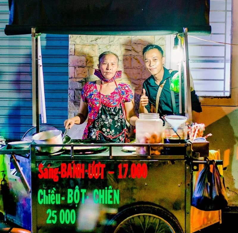 Phu Nhuan Local Food Market Tours restaurant in Phu Nhuan, HCMC