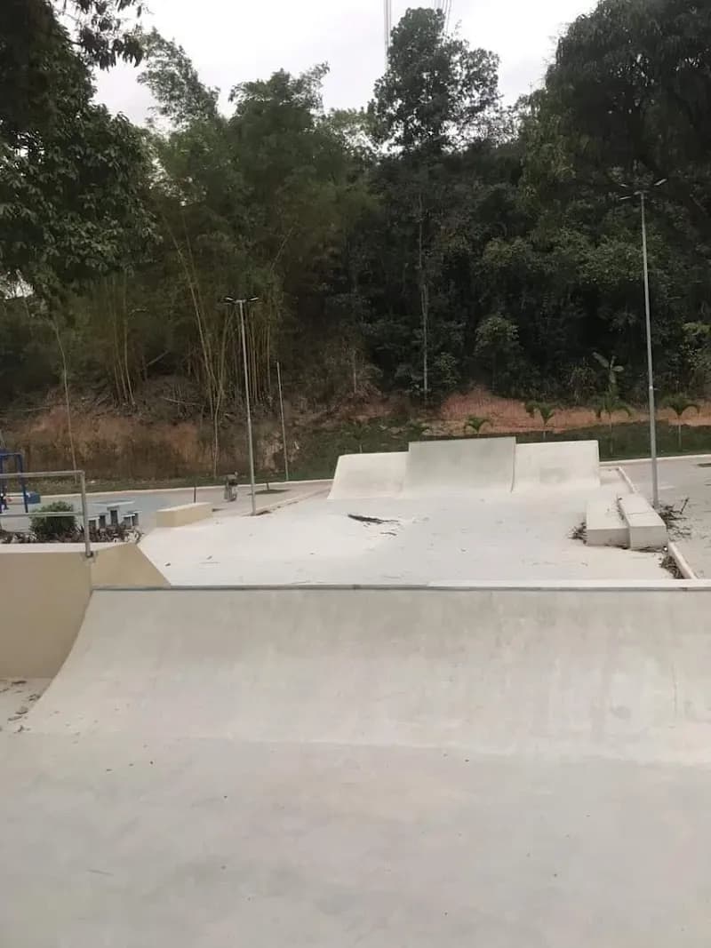 View of Pista de skate Arthur Dias in Duque de Caxias, RJ