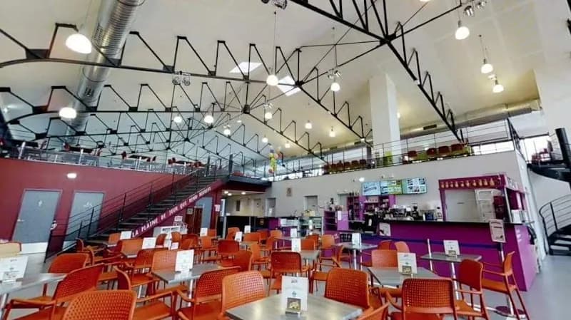 Plaine de jeux TO-PLAY amusement center in Fontainebleau, IDF