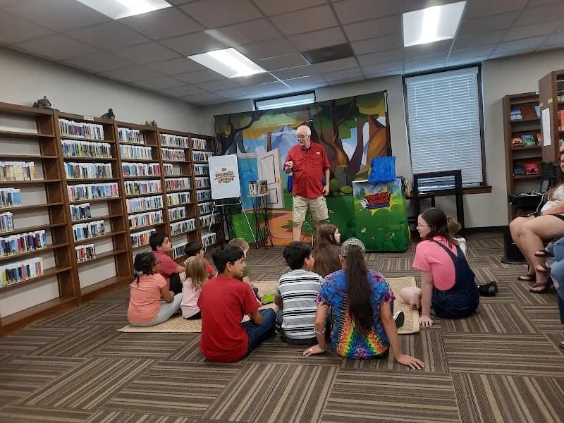 Pleasant Grove Public Library library in Pleasant Grove, AL