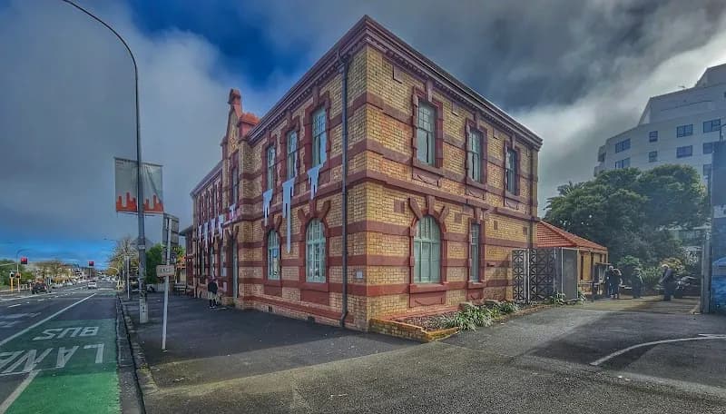 View of Ponsonby Art Centre in Ponsonby, AKL