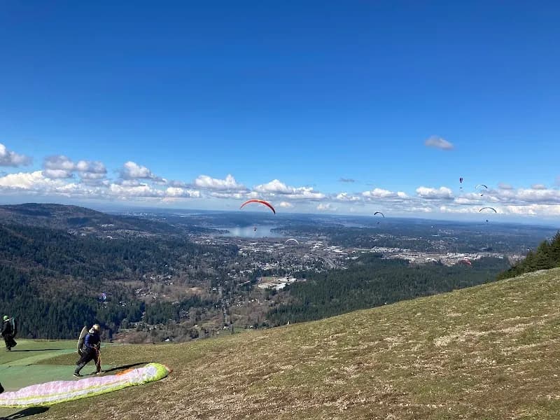View of Poo Poo Point Trailhead in Issaquah, WA