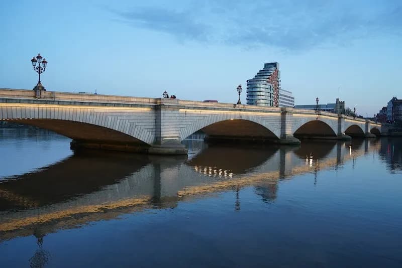 Putney Bridge bridge in Putney, London