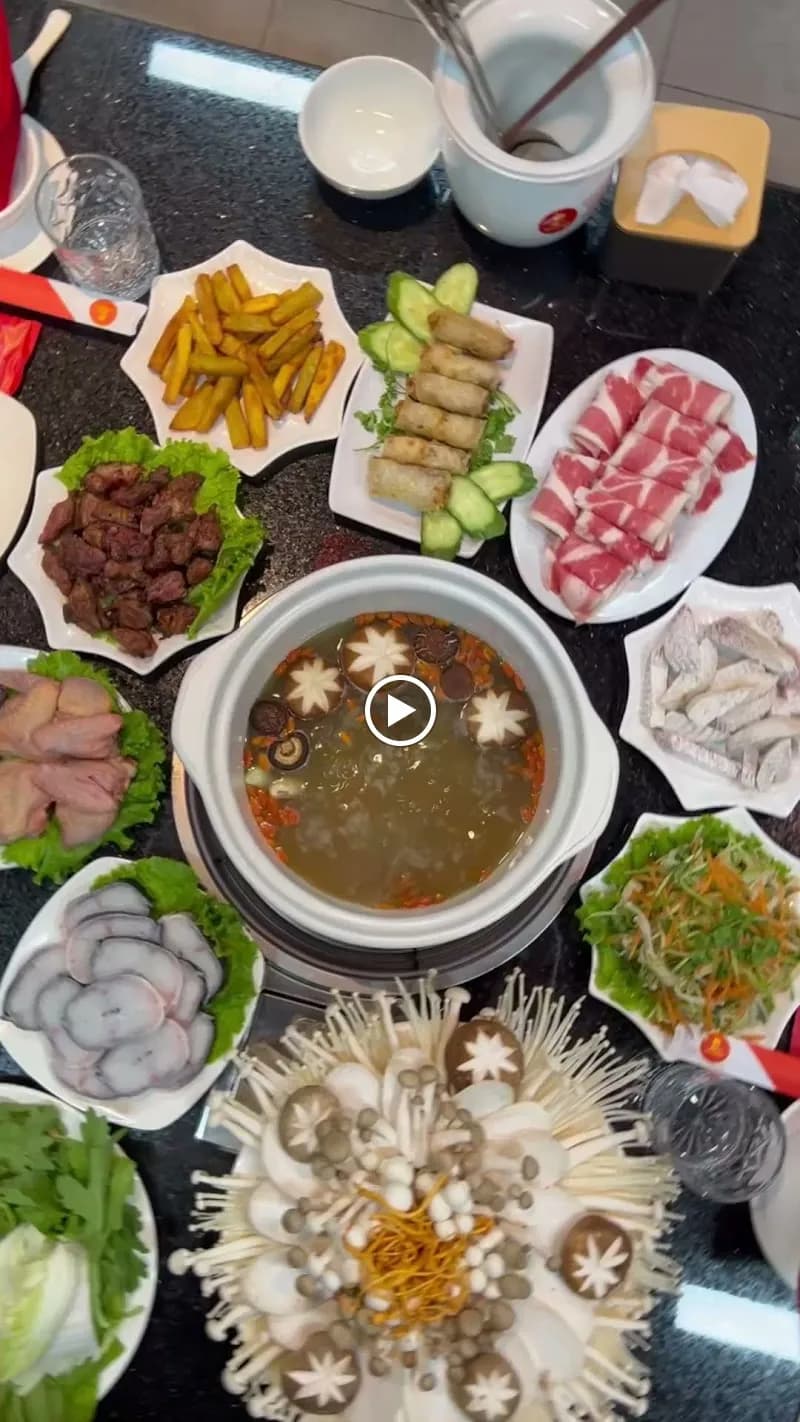 View of Quán Cơm Gia Đình Nhân Ái in Bắc Từ Liêm, HN