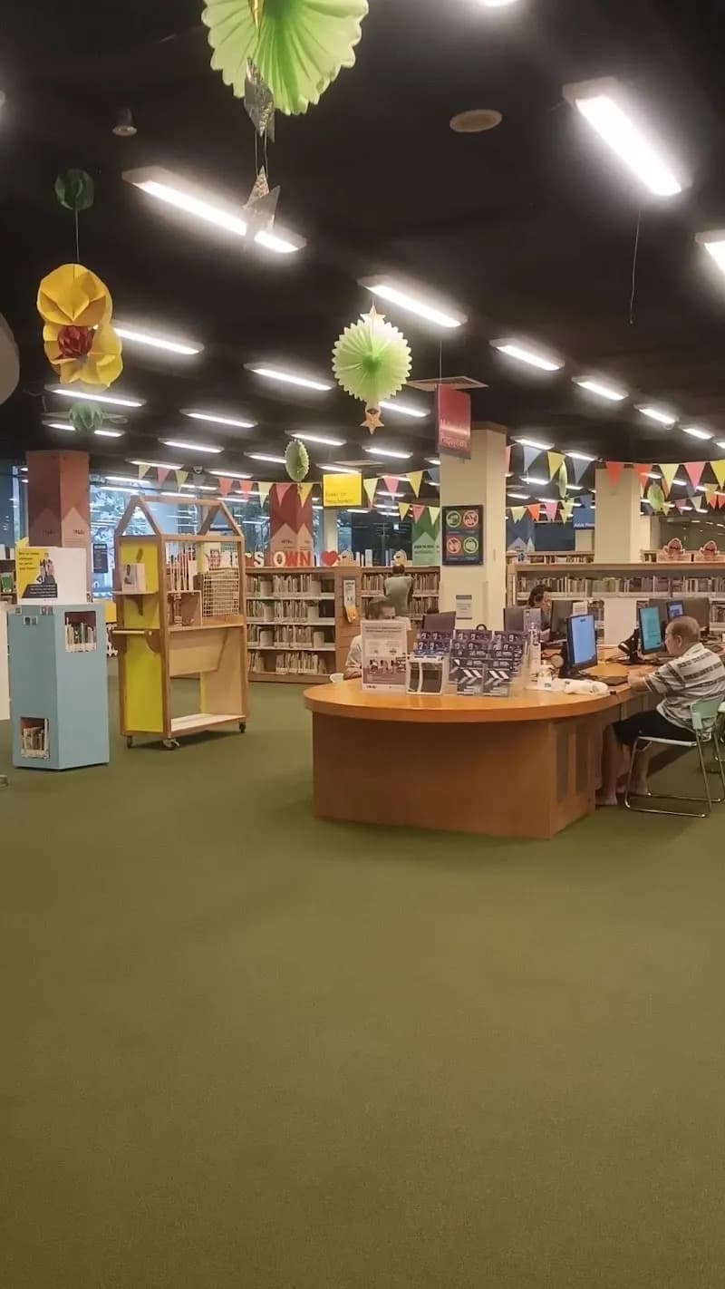 View of Queenstown Library in Queenstown, SG