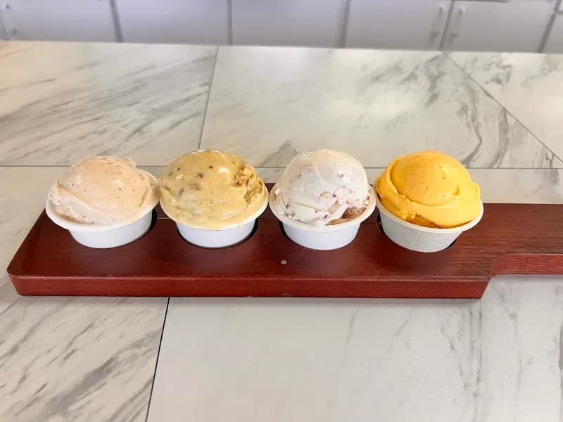 View of Ricks And Pints Of Joy in Menlo Park, CA