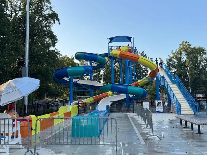 Rockville Swim & Fitness Center gym in Rockville, MD