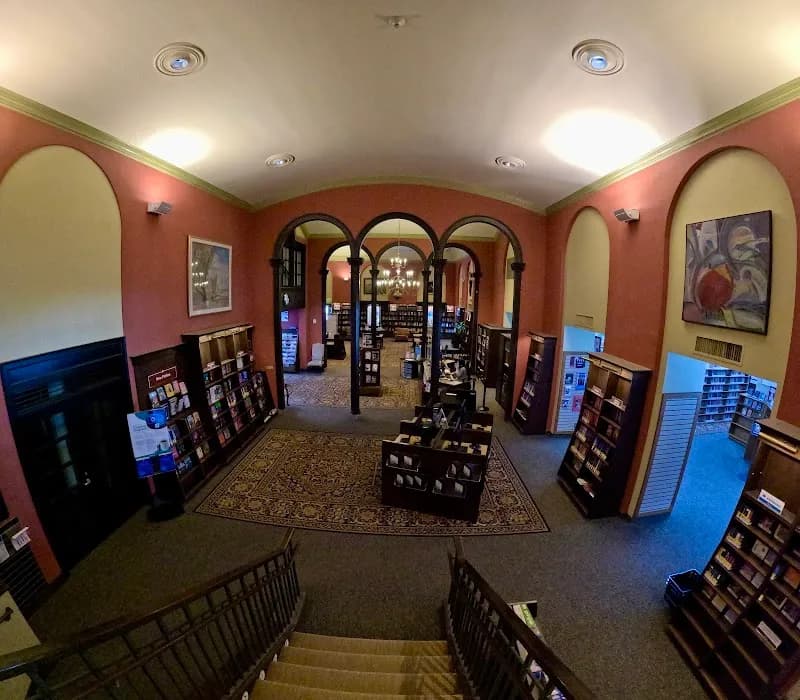 View of Rocky River Public Library in Rocky River, OH