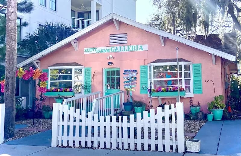 Safety Harbor Galleria gift shop in Safety Harbor, FL