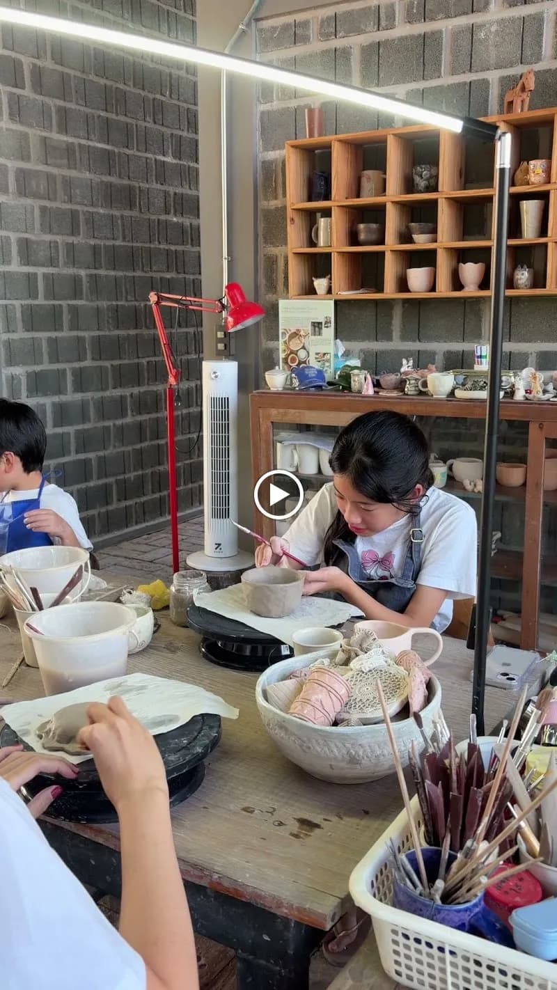 View of San Kamphaeng Ceramic Studios in San Kamphaeng, CM