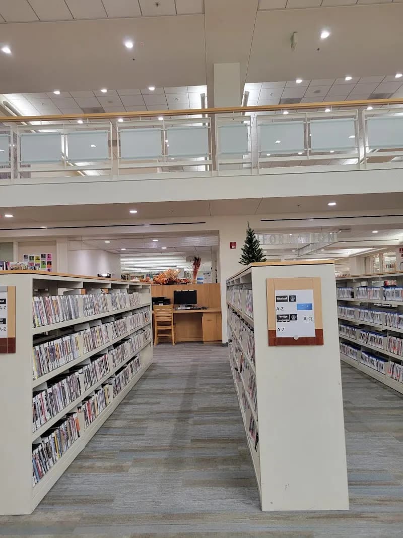 View of San Leandro Public Library in San Leandro, CA
