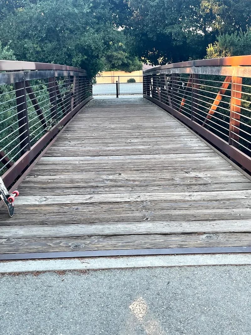 View of San Tomas Aquino/Saratoga Creek Trail in Saratoga, CA