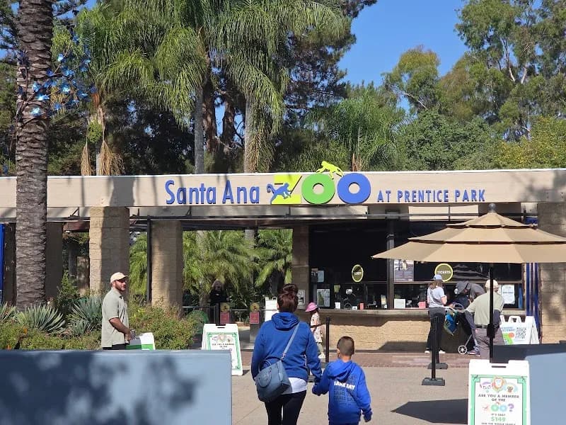 Santa Ana Zoo zoo in Irvine, CA