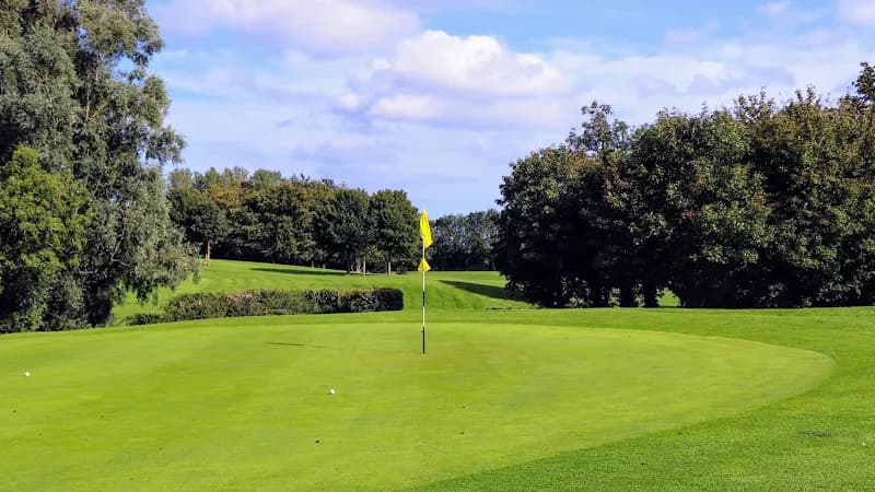 Silloge Park Golf Club golf course in Ballymun, D