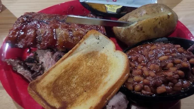 View of Sonny's BBQ in Harahan, LA