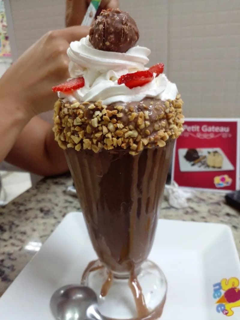 View of Sorveteria do Centro in Cachoeiras de Macacu, RJ