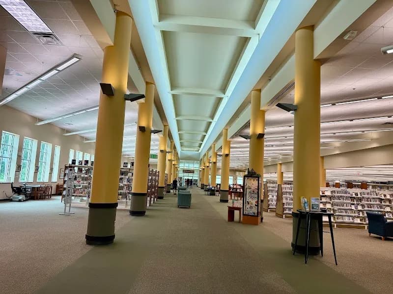 SouthShore Regional Library library in Apollo Beach, FL