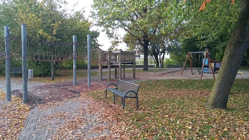 Spielplatz Am Bürgerpark playground in Ismaning, BY