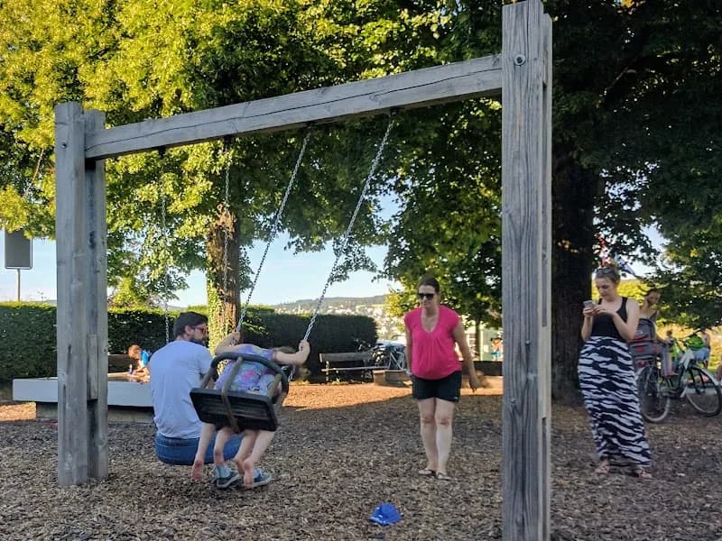View of Spielplatz Bendlikon in Kilchberg, ZH