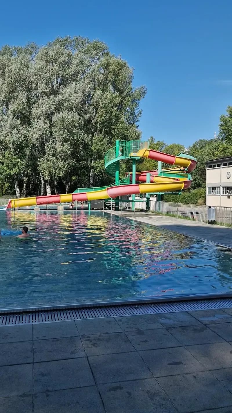 View of Strandbad Gänsehäufel in Vienna, W