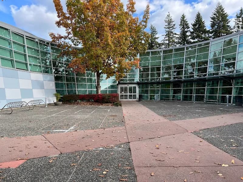 View of Surrey Libraries – Fleetwood Branch in Surrey, BC