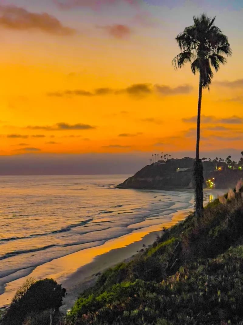 Swami's Beach sports activity location in Encinitas, CA