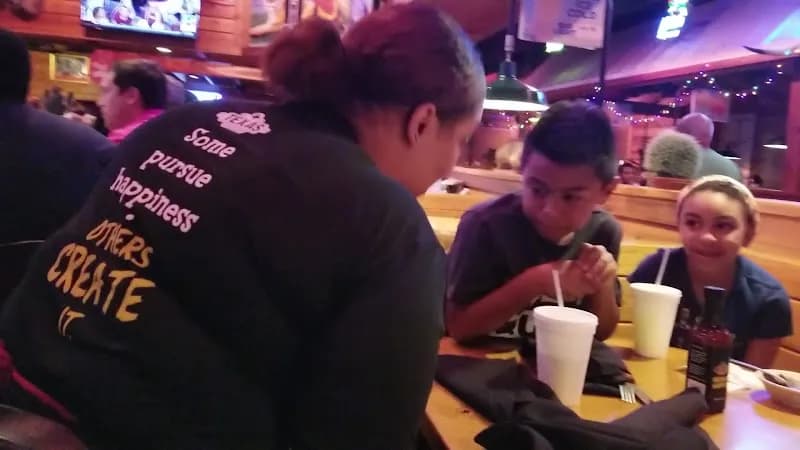 View of Texas Roadhouse in Gonzales, LA
