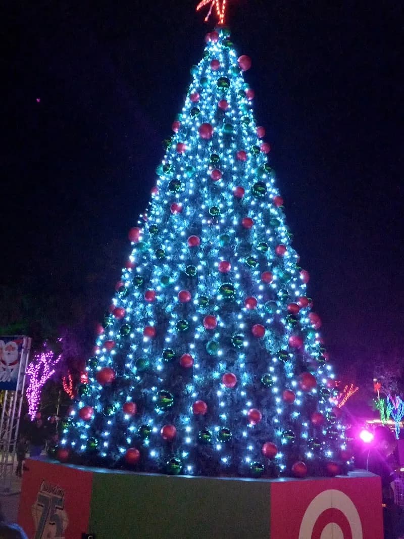 The City of Avondale Parks, Recreation, & Libraries Department community center in Avondale, AZ