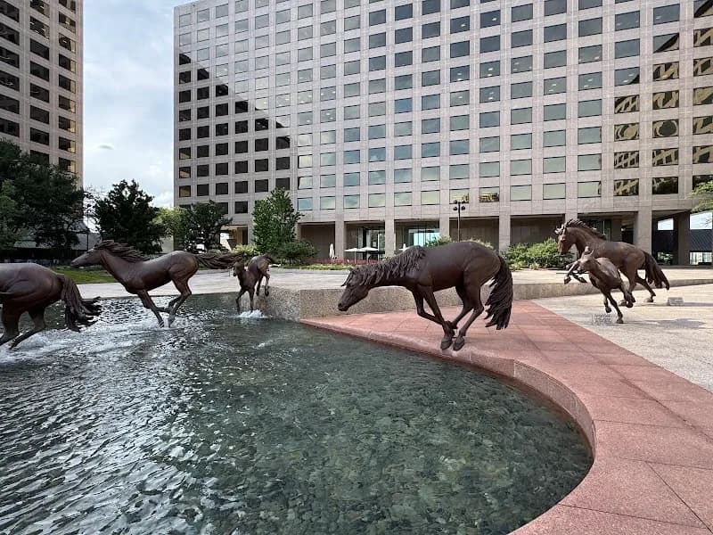 The Mustangs of Las Colinas Sculpture and Museum and Visitors Center sculpture in Irving, TX
