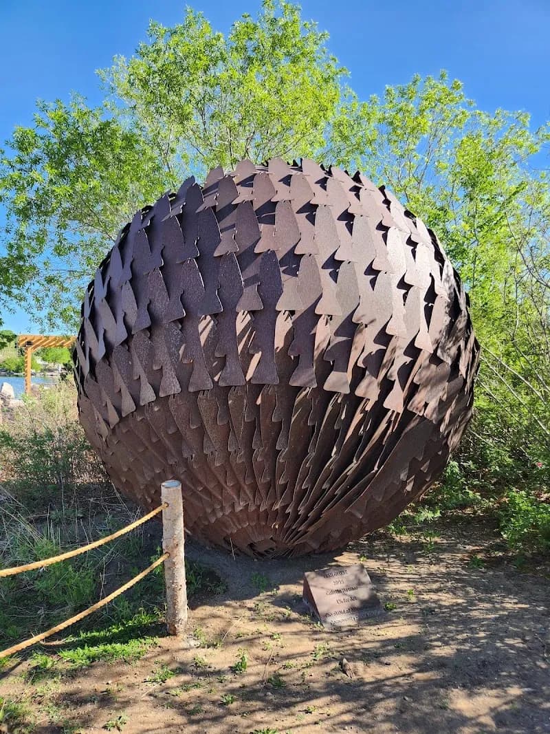 View of Tingley Beach in Old Town, NM