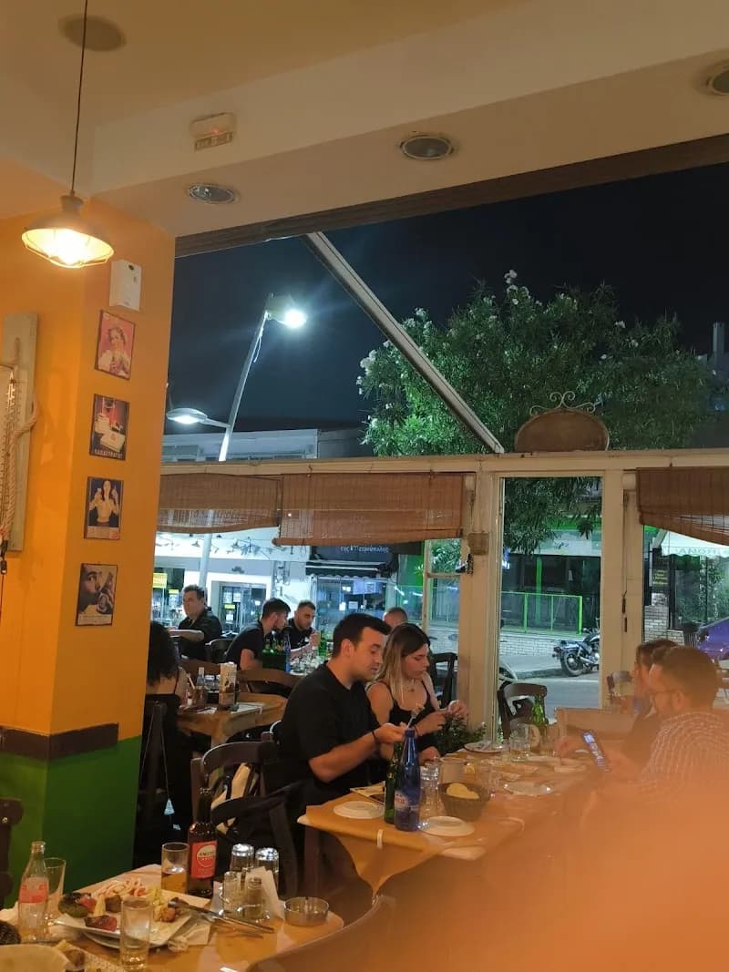 View of To Paidiko Mas Kafeneio in Petroupoli, AT