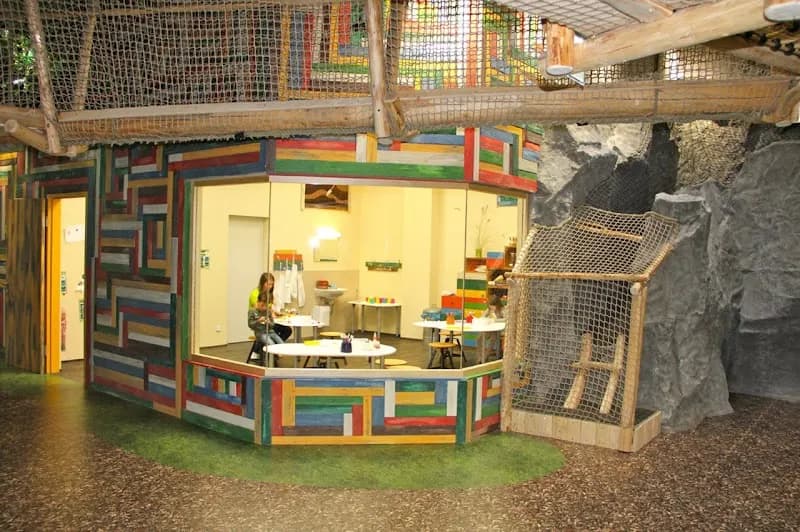 Treffpunkt Baumhaus Kinderland G3 Shopping Center Gerasdorf indoor playground in Gerasdorf bei Stockerau, VIE