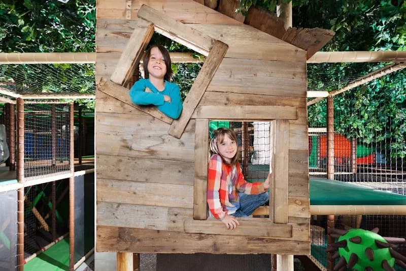 View of Treffpunkt Baumhaus Kinderland G3 Shopping Center Gerasdorf in Gerasdorf bei Stockerau, VIE