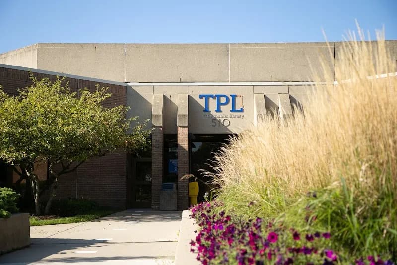 Troy Public Library library in Troy, MI