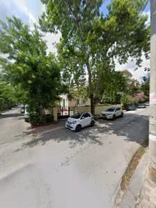 Voreeios Public Library library in Marousi, AT