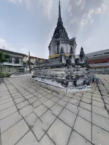 View of Wat Bot Samsen in Samsen, BKK