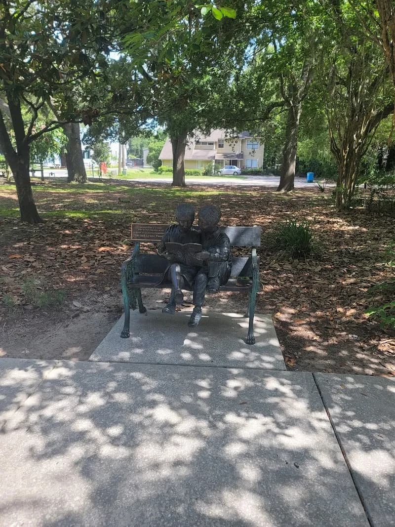 View of Windermere Branch Library in Windermere, FL